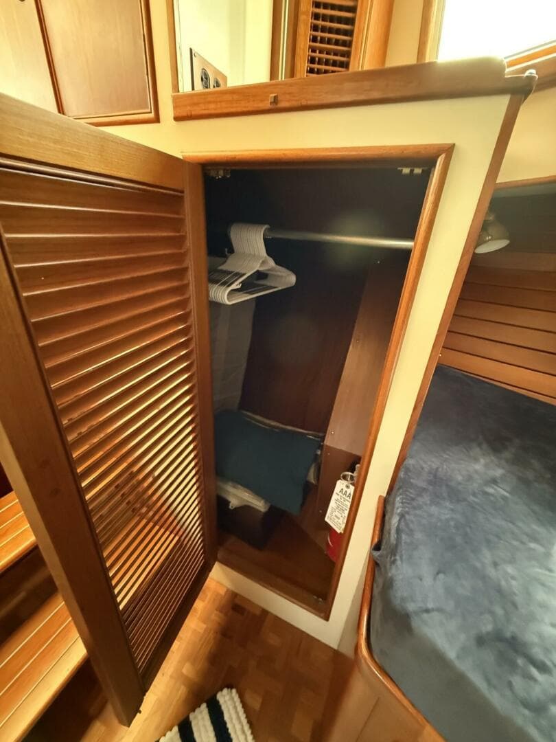 1999 Grand Banks 42 Classic