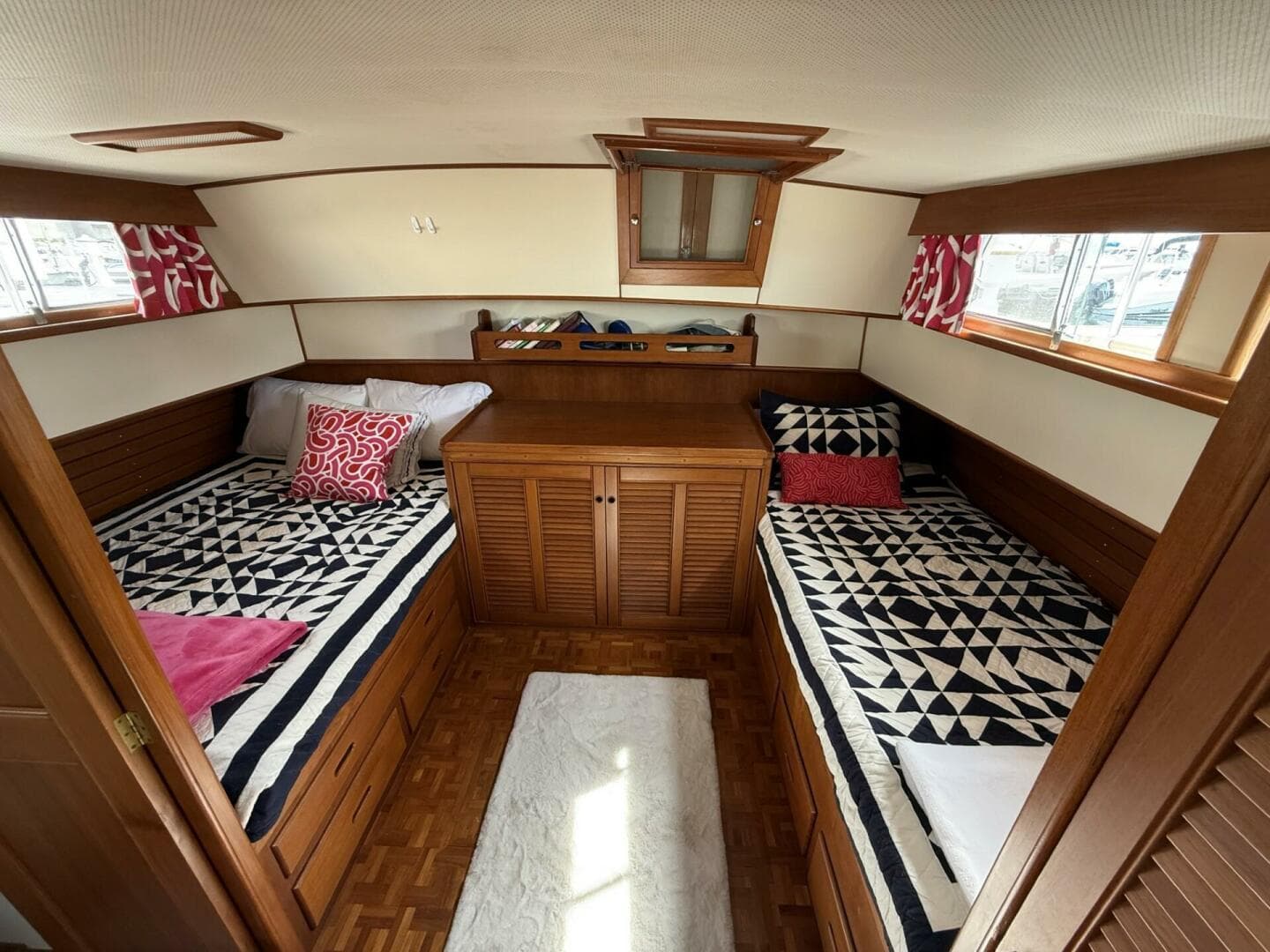 1999 Grand Banks 42 Classic