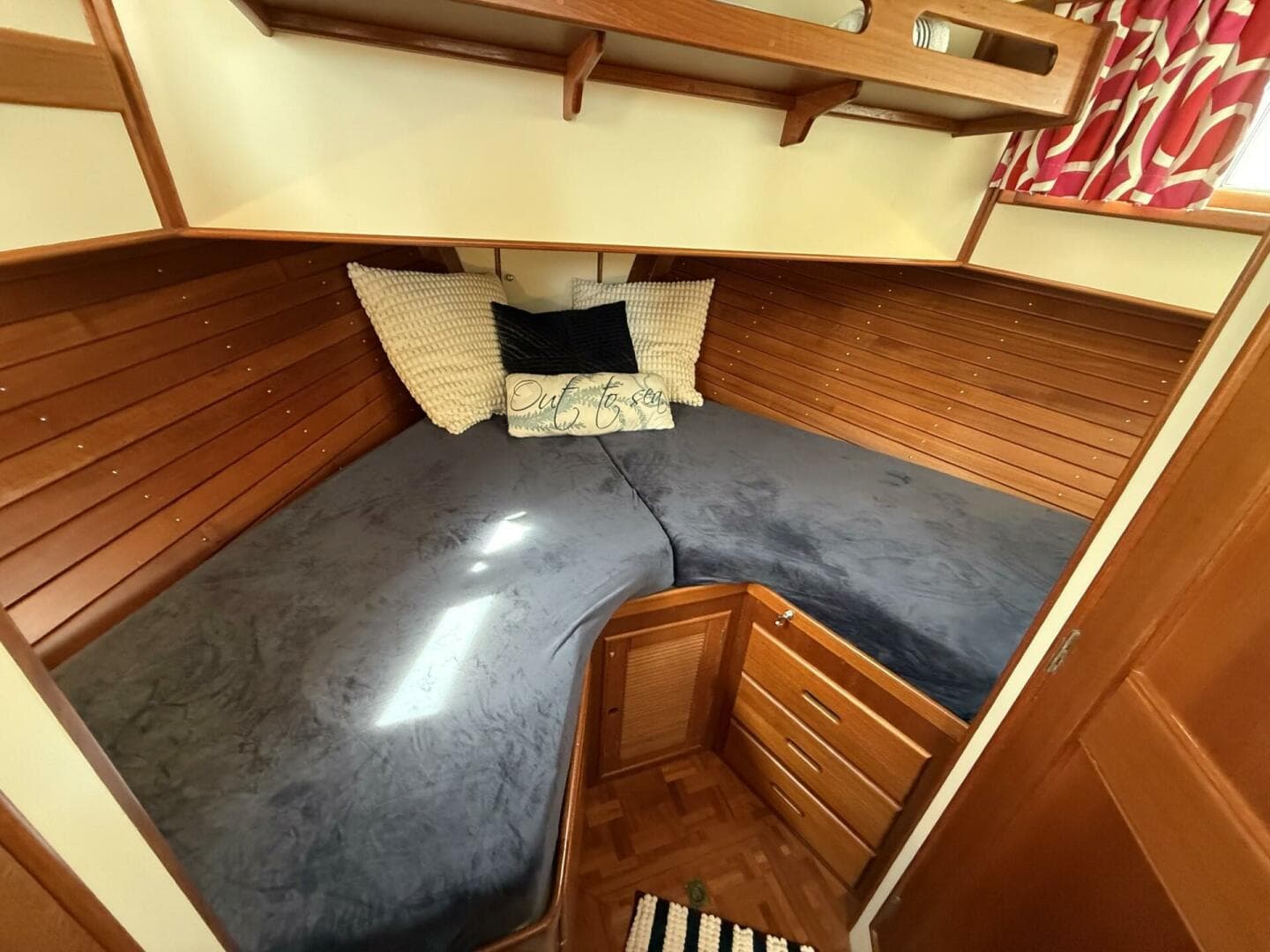 1999 Grand Banks 42 Classic