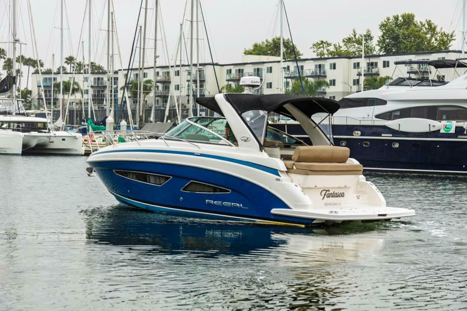 2014 Regal 32 Express