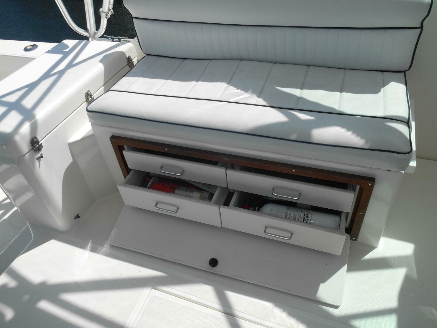 1998 Cabo 31 Express