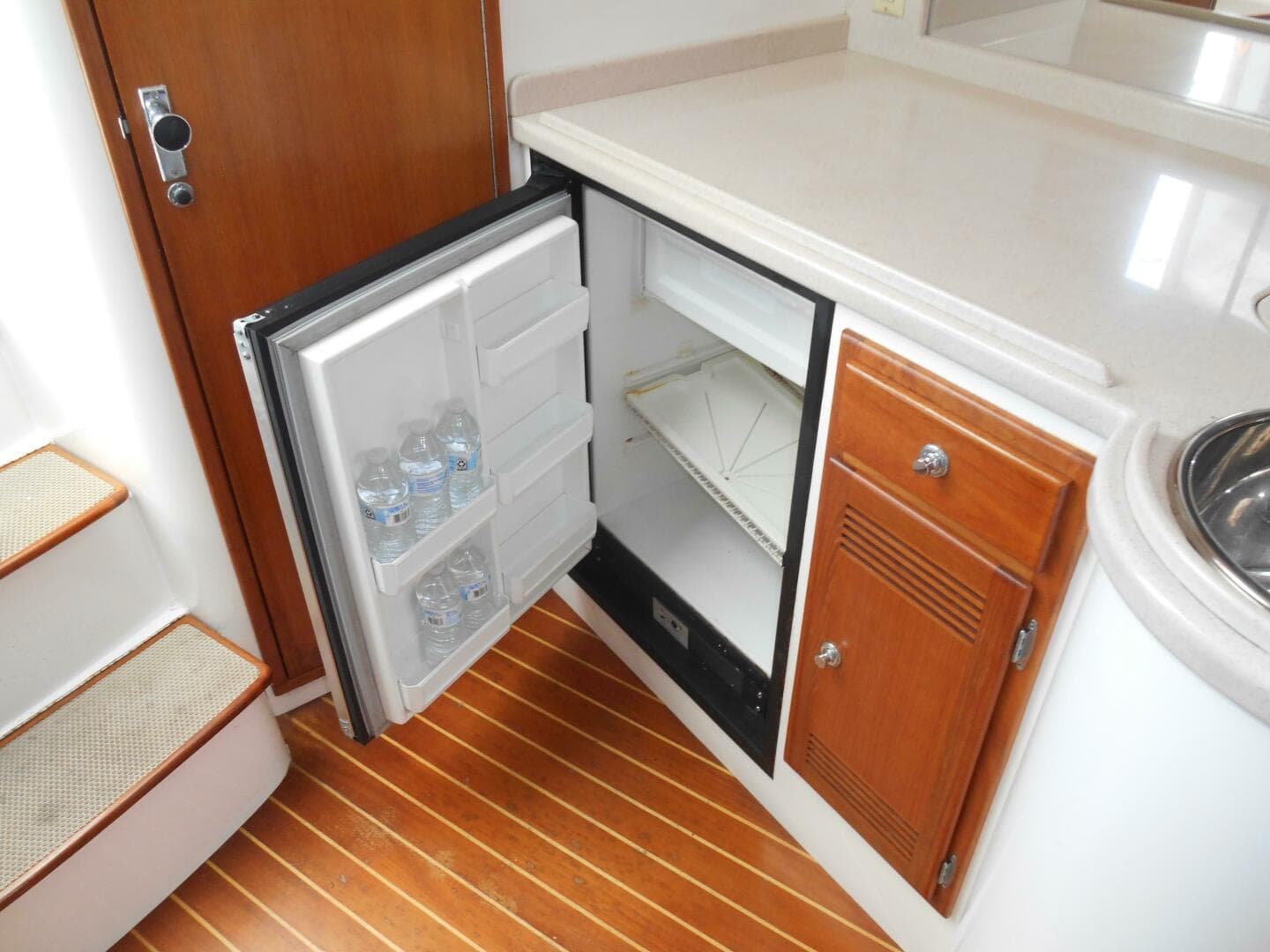 1998 Cabo 31 Express