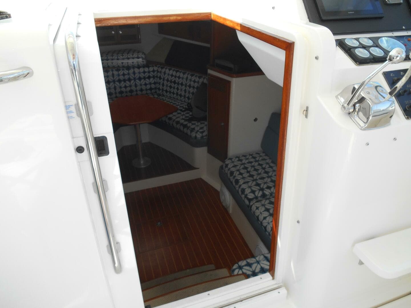 1998 Cabo 31 Express