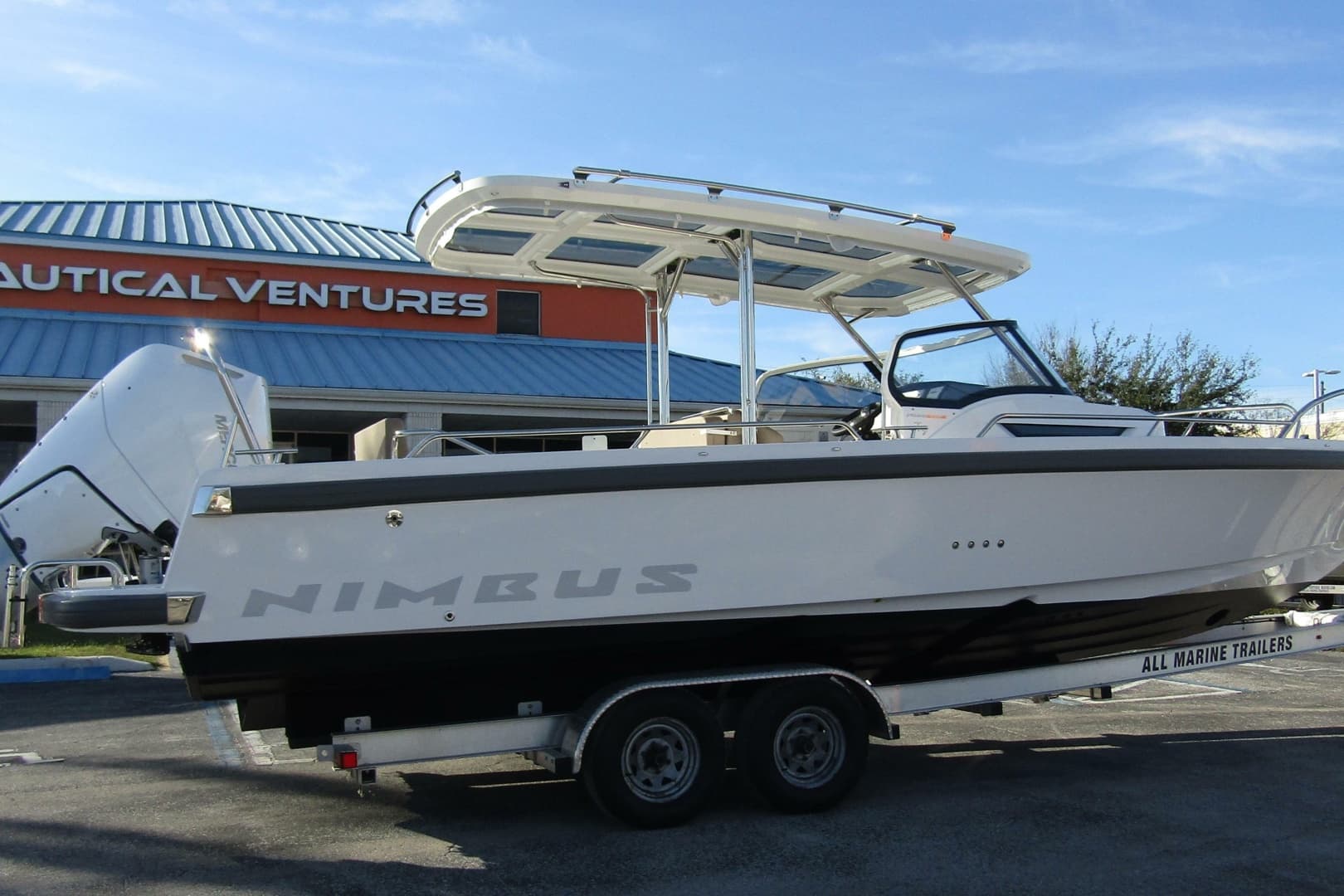 2025 Nimbus Tender 9