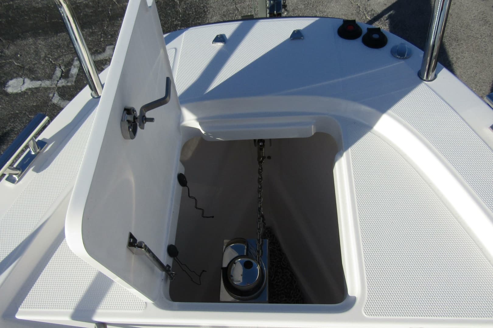 2025 Nimbus Tender 9