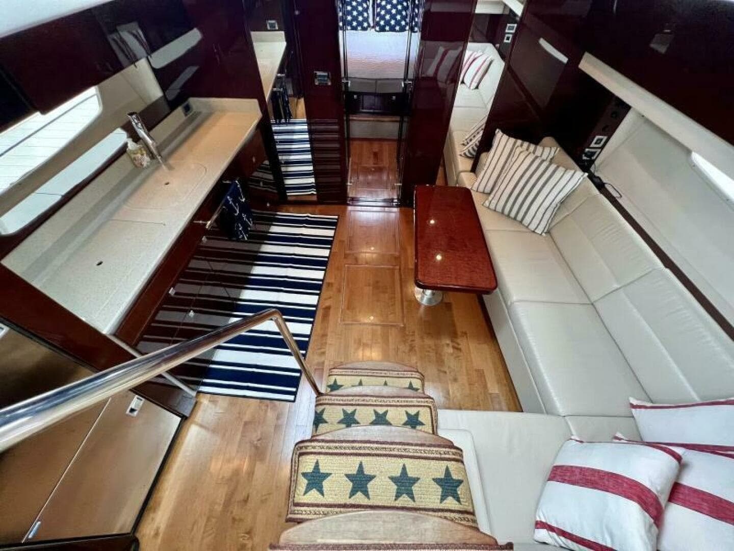 2010 Sea Ray 470 Sundancer