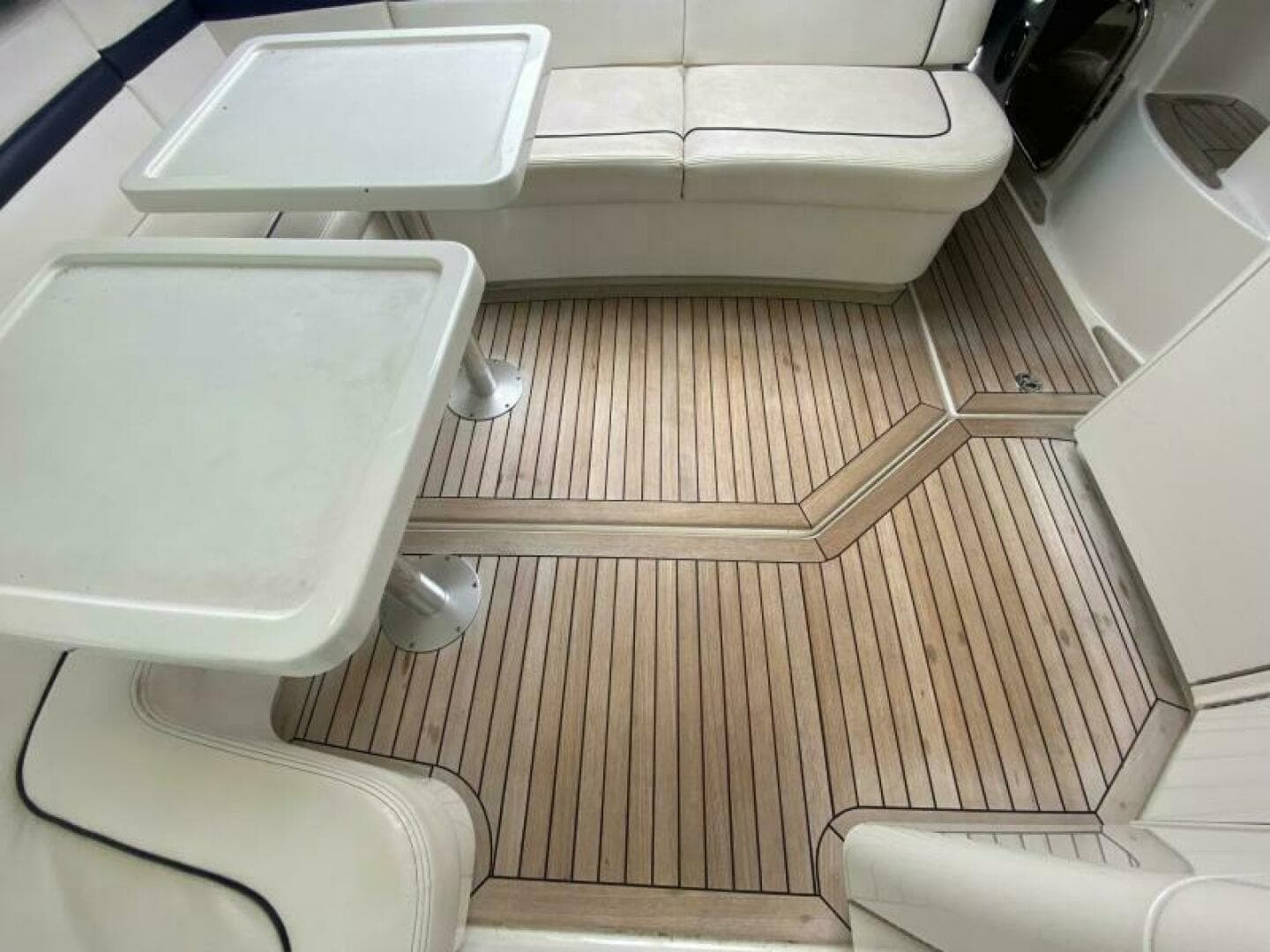 2010 Sea Ray 470 Sundancer
