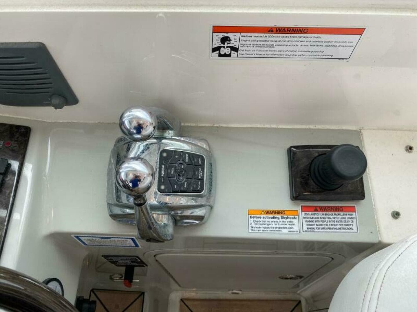 2010 Sea Ray 470 Sundancer