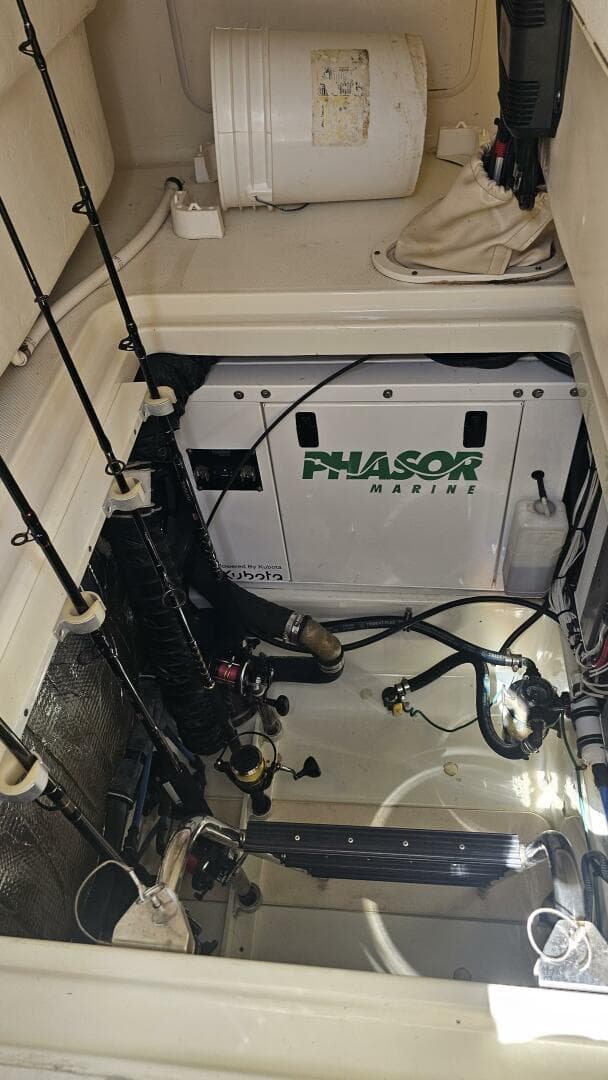 2008 Hydra-Sports 3500 VX Repowered