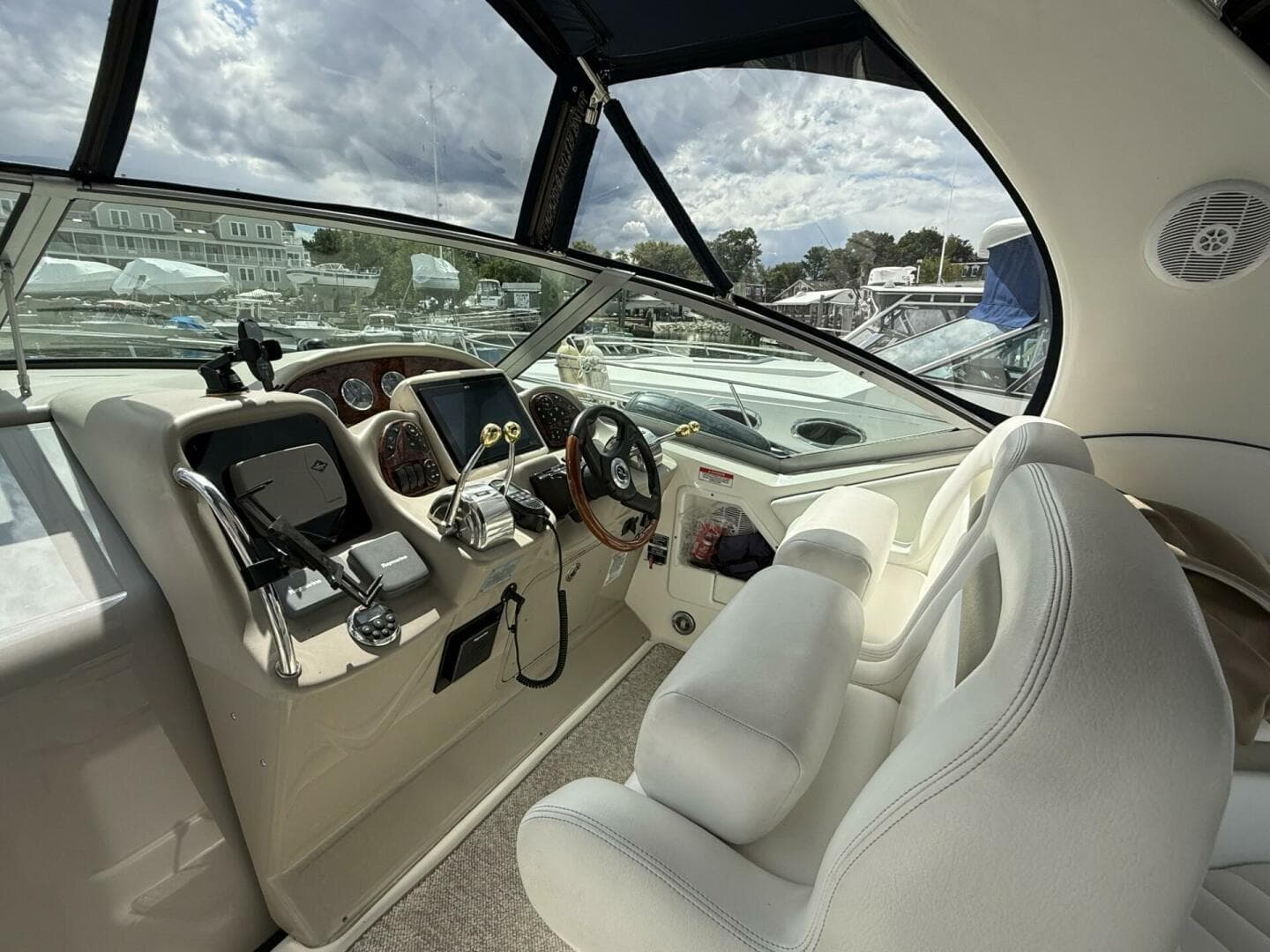 2007 Sea Ray 320 Sundancer