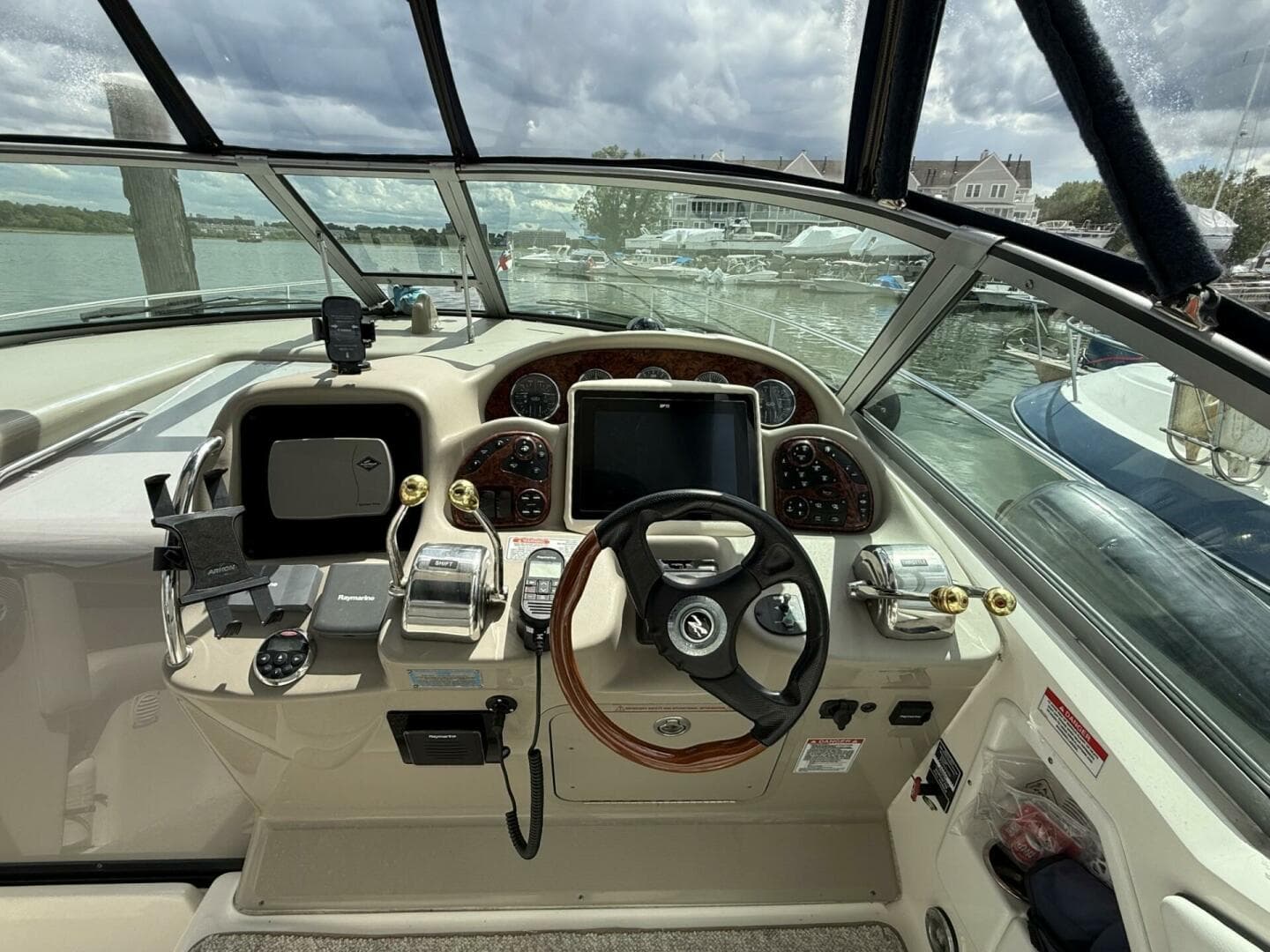 2007 Sea Ray 320 Sundancer