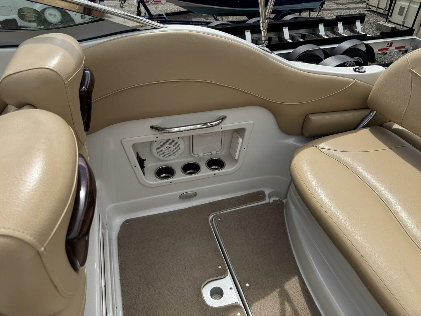 2011 Crownline 264 CR