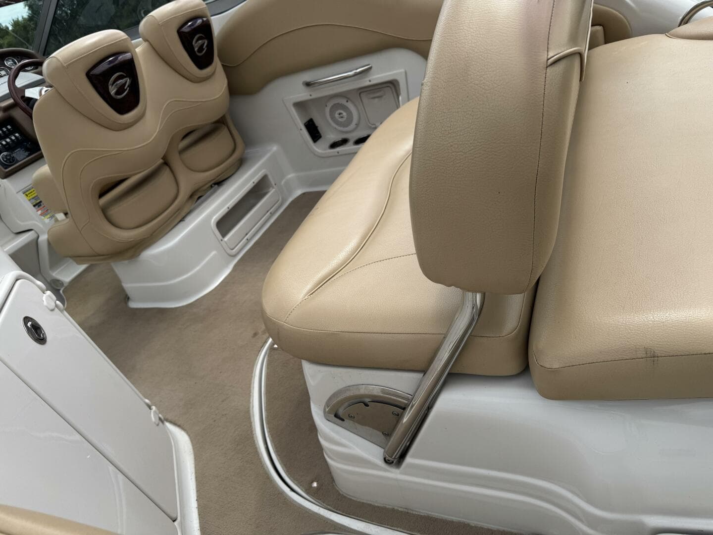 2011 Crownline 264 CR