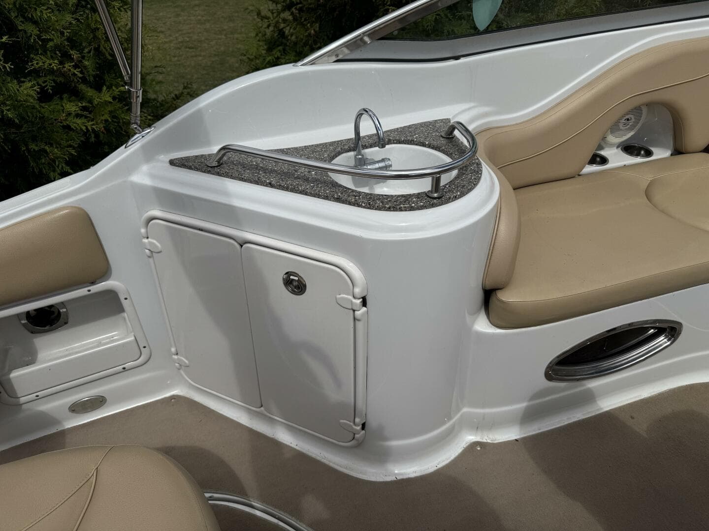 2011 Crownline 264 CR