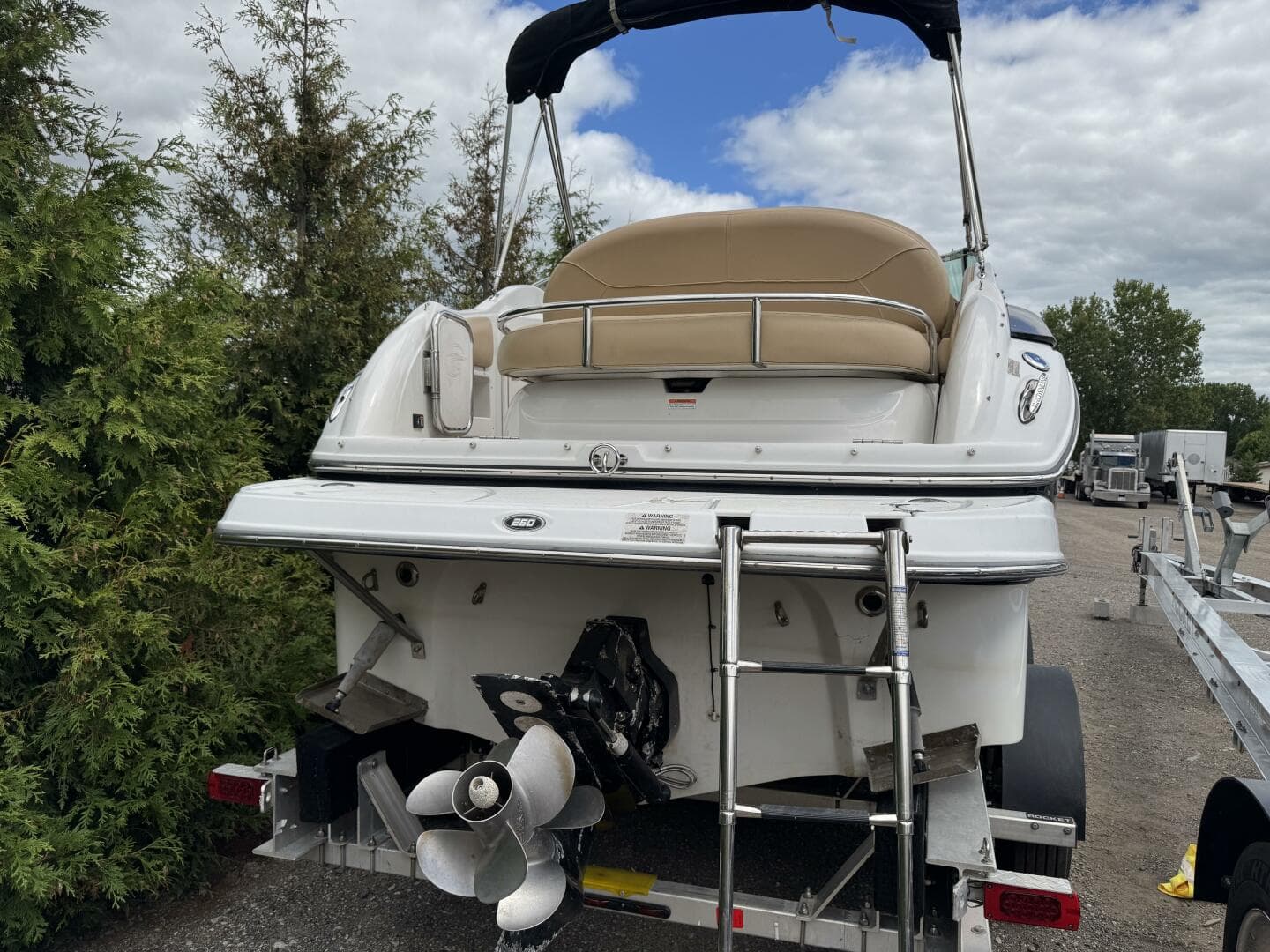 2011 Crownline 264 CR