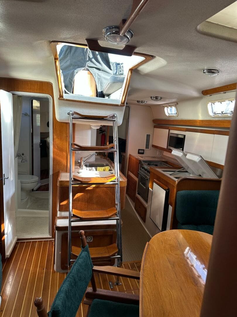 1997 Catalina Morgan 38