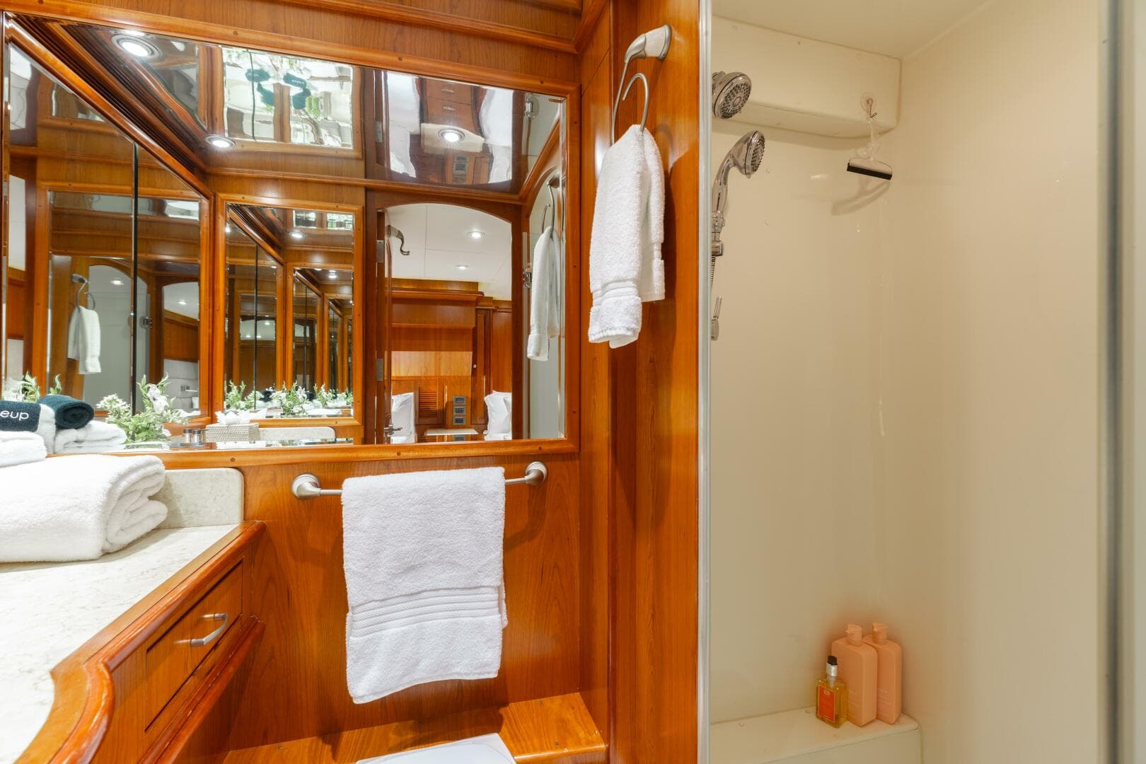 2007 President Tri-Deck