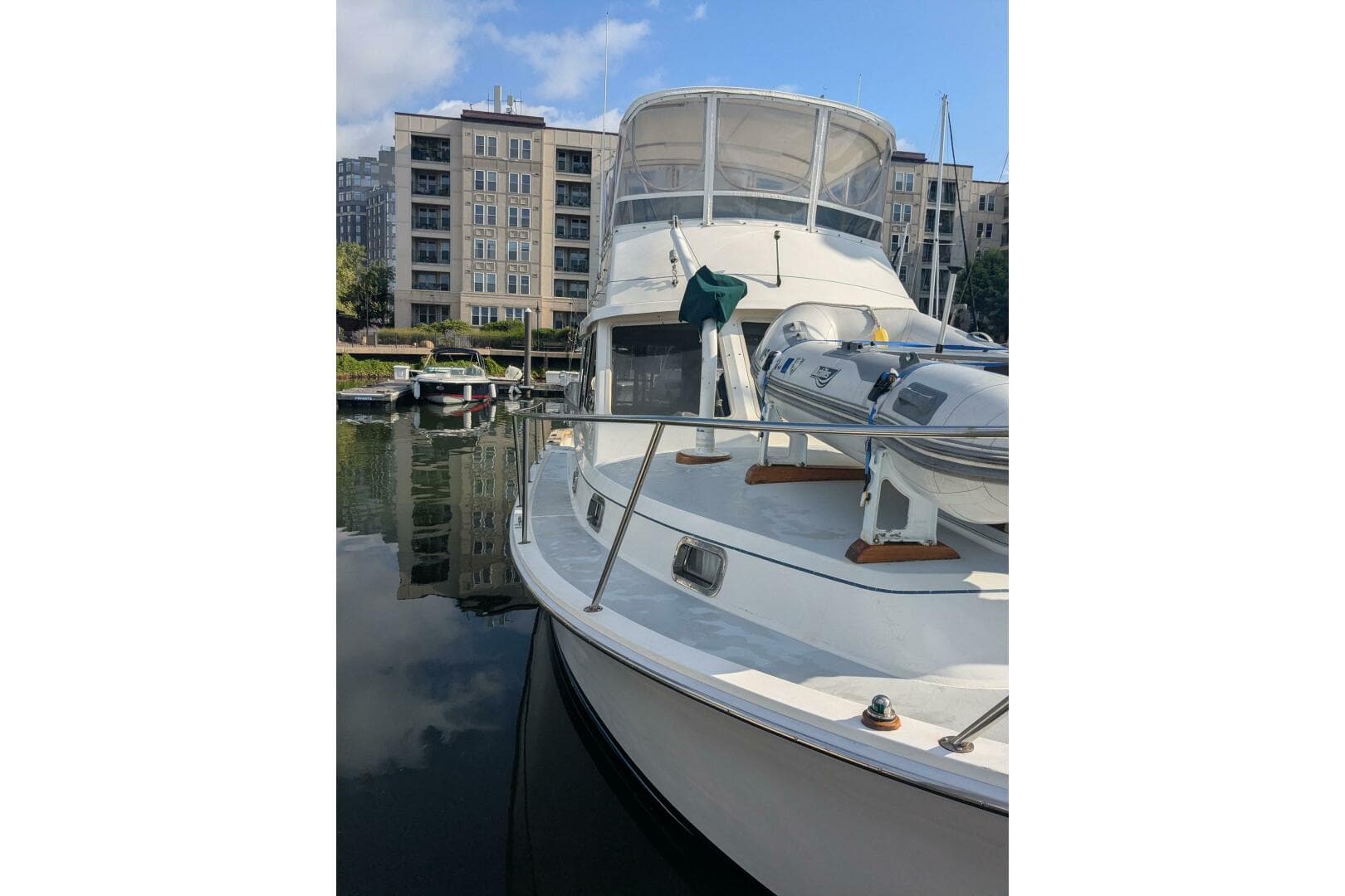 1988 Cape Dory 36 Flybridge Sedan Fast Trawler