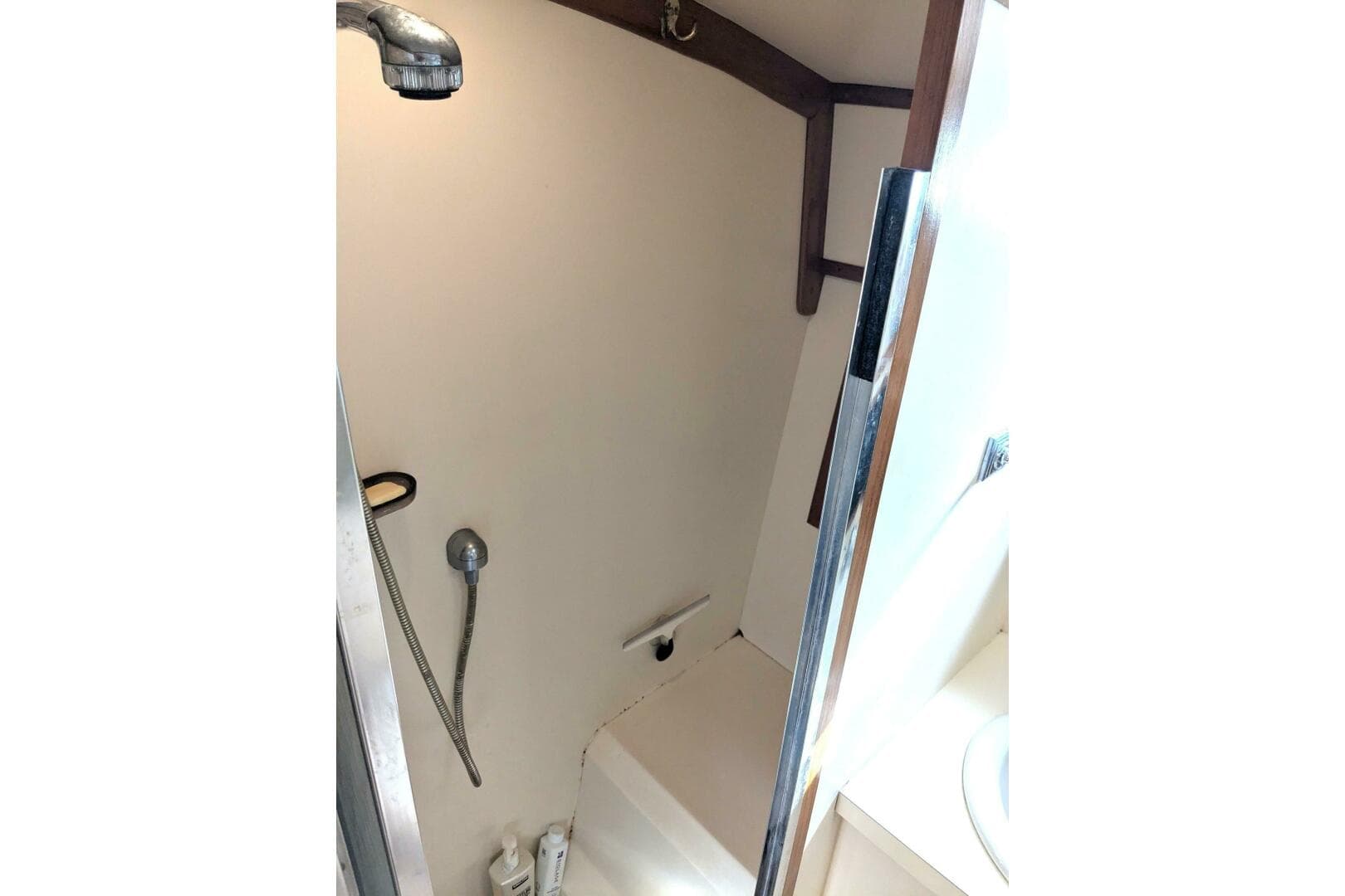 1988 Cape Dory 36 Flybridge Sedan Fast Trawler