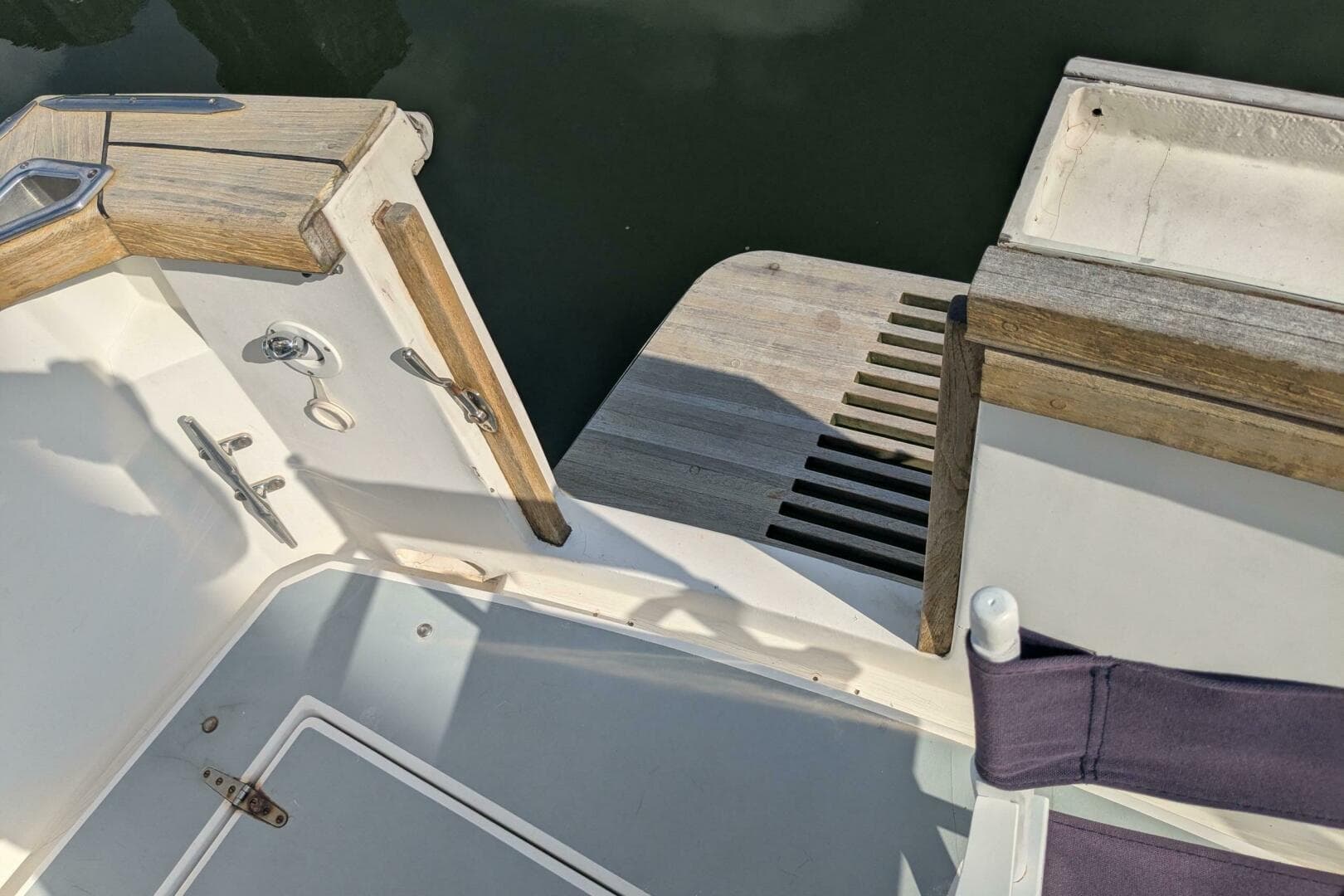 1988 Cape Dory 36 Flybridge Sedan Fast Trawler