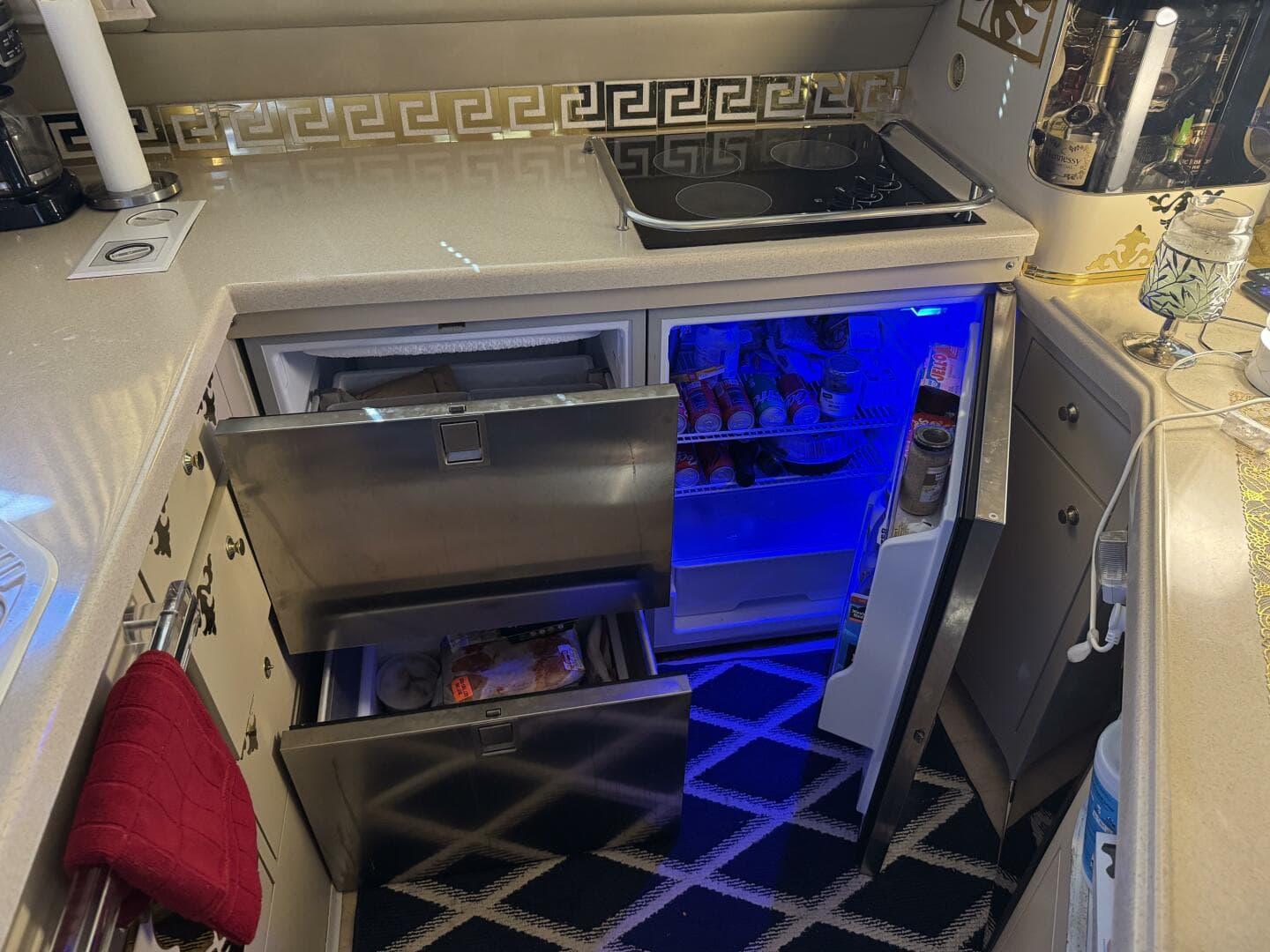 1998 Sea Ray 550 Sedan Bridge