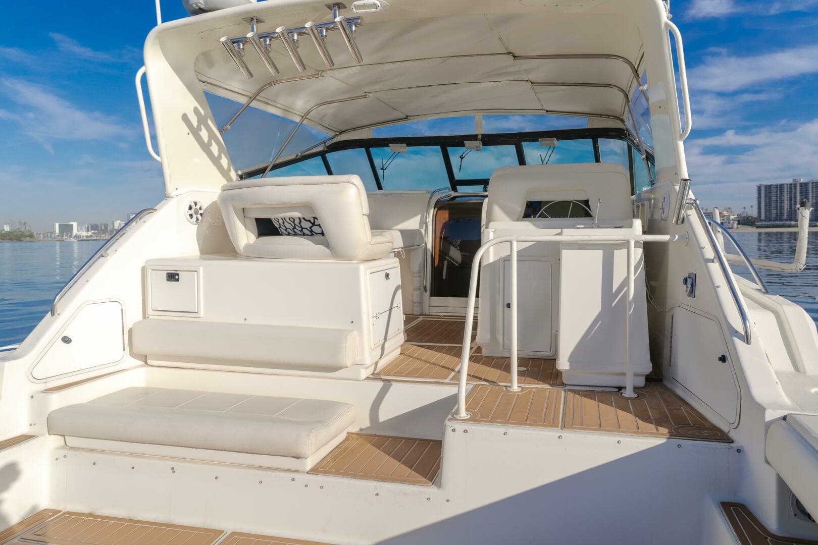 1996 Tiara Yachts 4300