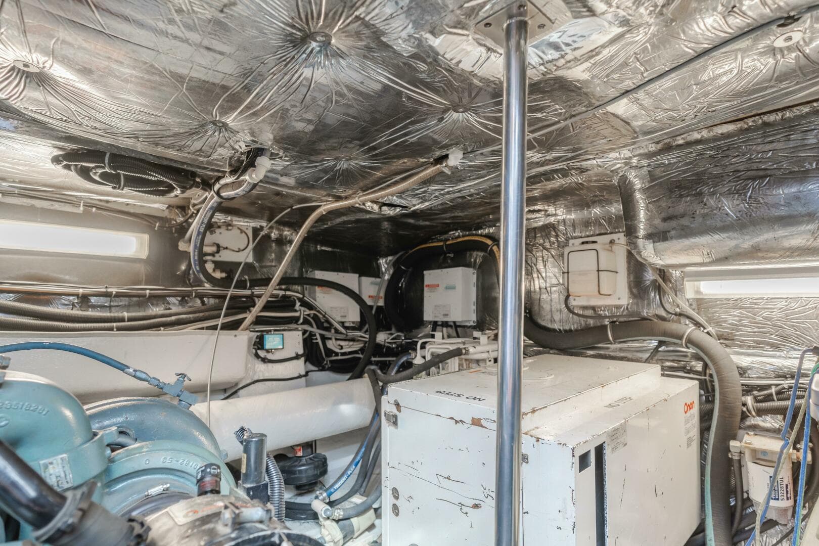 1996 Tiara Yachts 4300