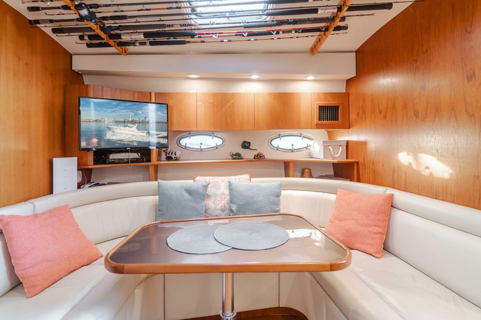 1996 Tiara Yachts 4300