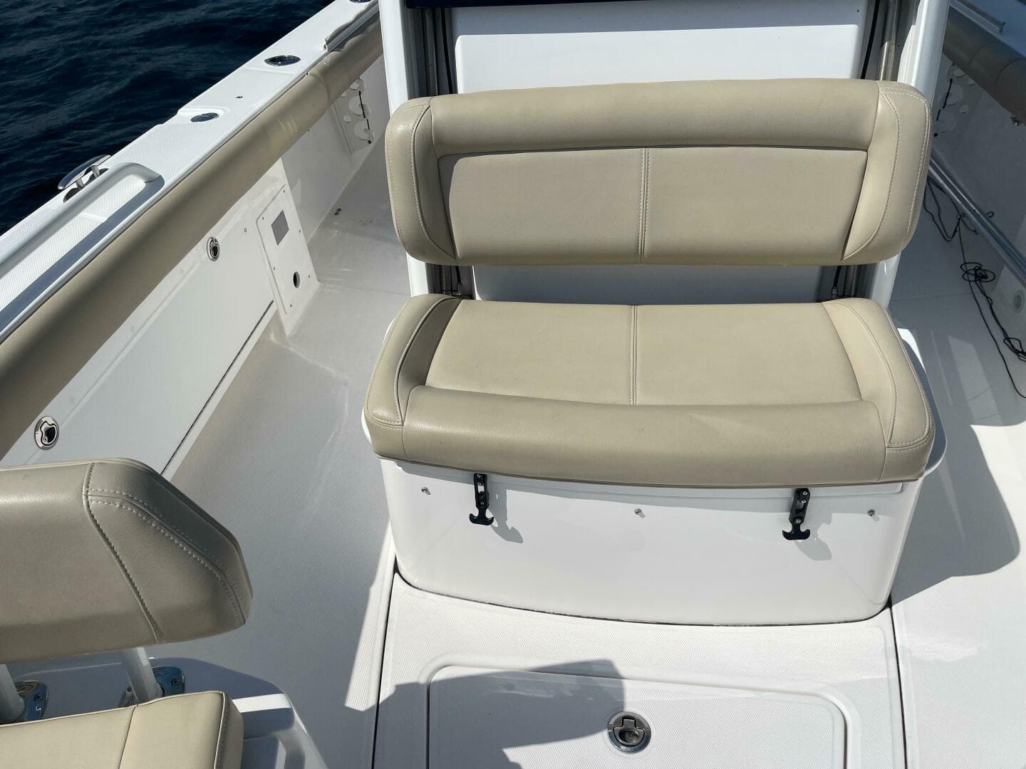 2019 Everglades 273 CC