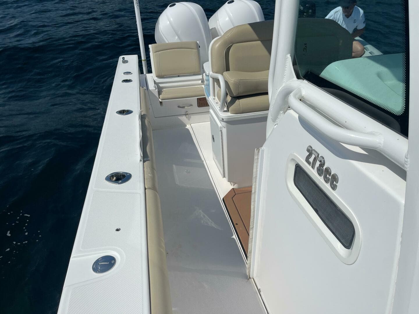 2019 Everglades 273 CC