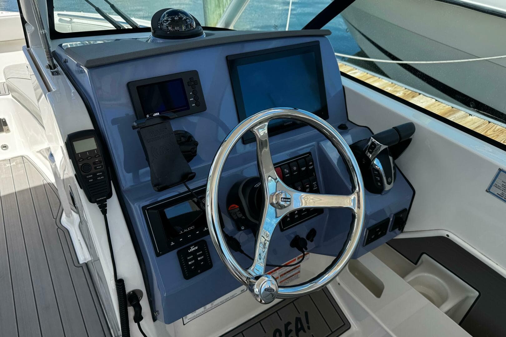2023 Pursuit DC 266 Dual Console