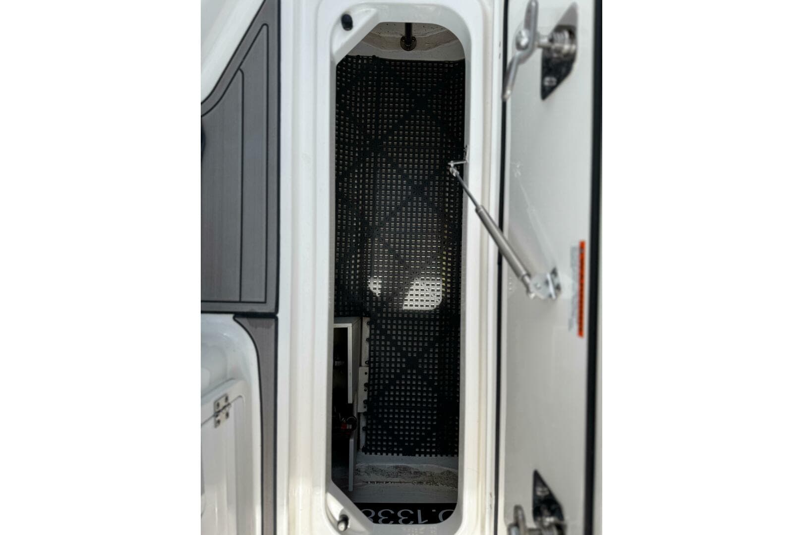 2023 Pursuit DC 266 Dual Console