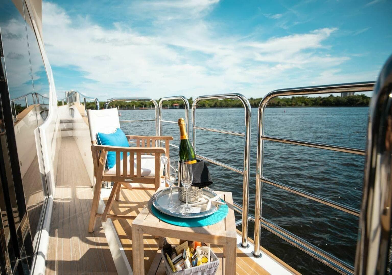 2018 Sunseeker 95 yacht