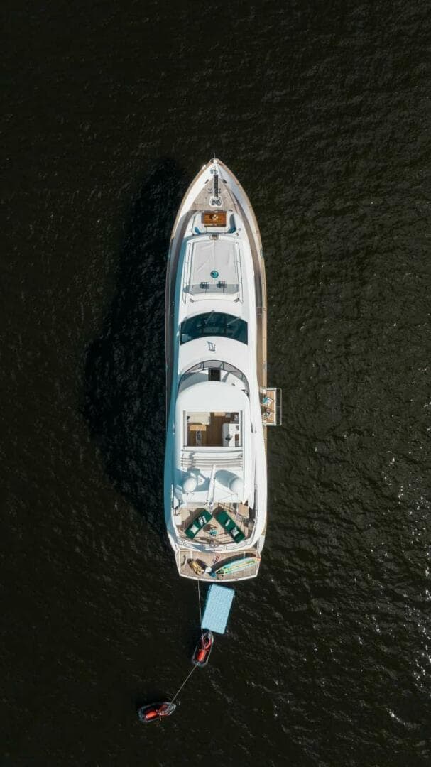 2018 Sunseeker 95 yacht