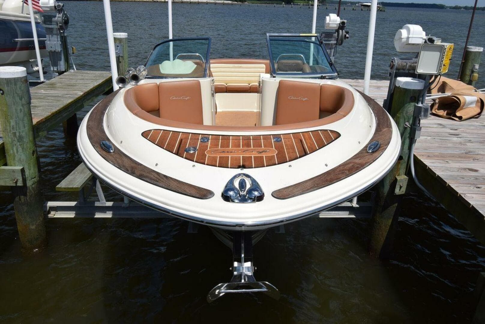 2014 Chris-Craft 25 Launch