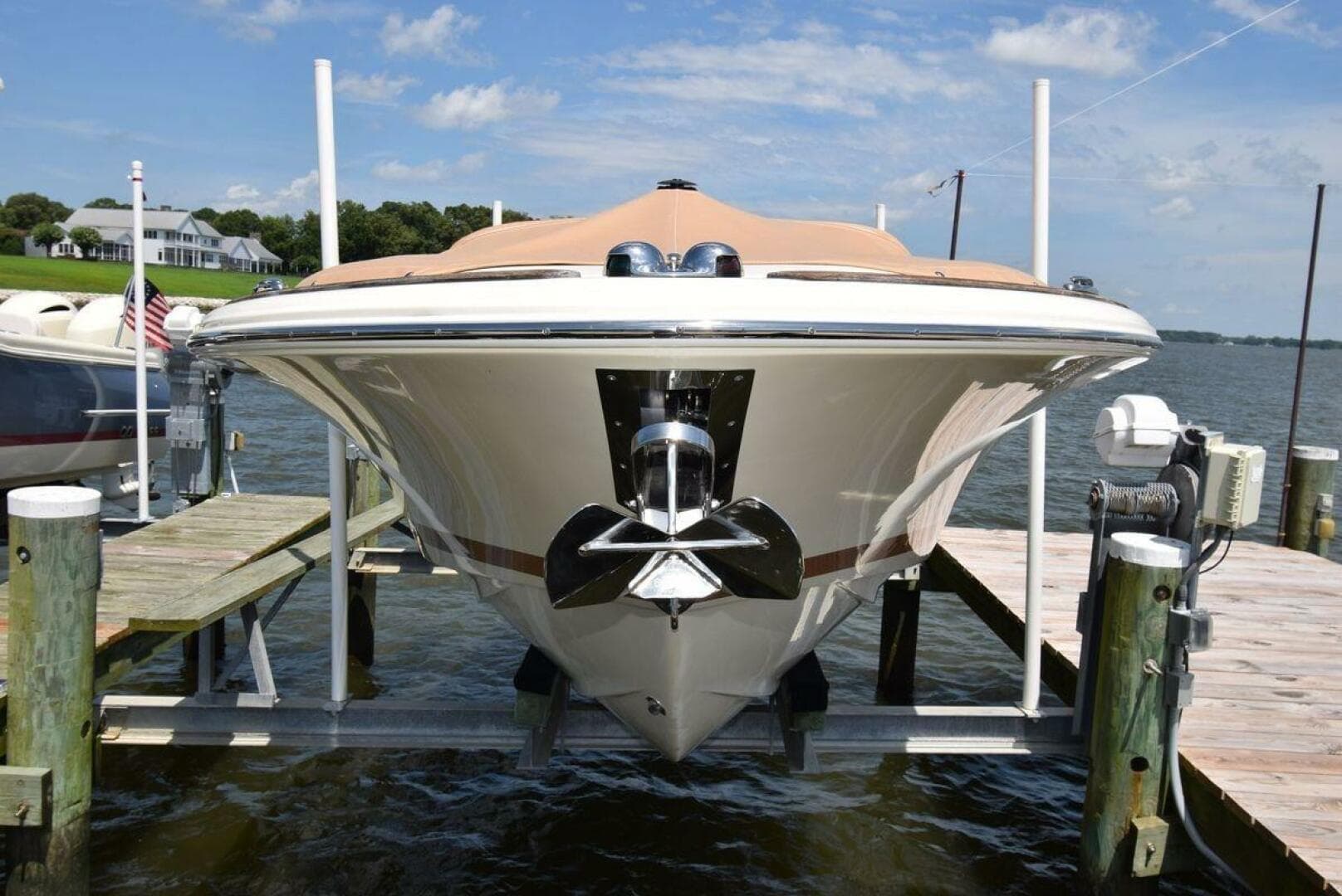 2014 Chris-Craft 25 Launch