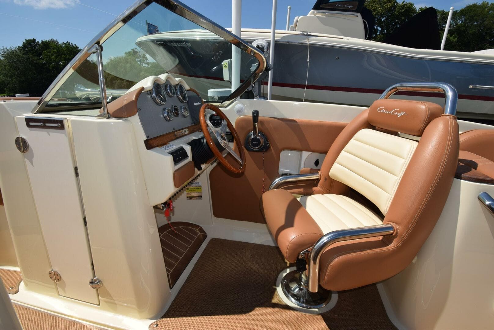 2014 Chris-Craft 25 Launch