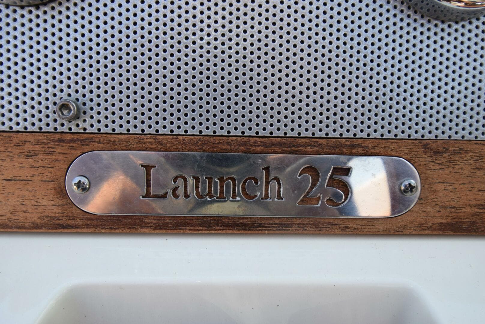 2014 Chris-Craft 25 Launch