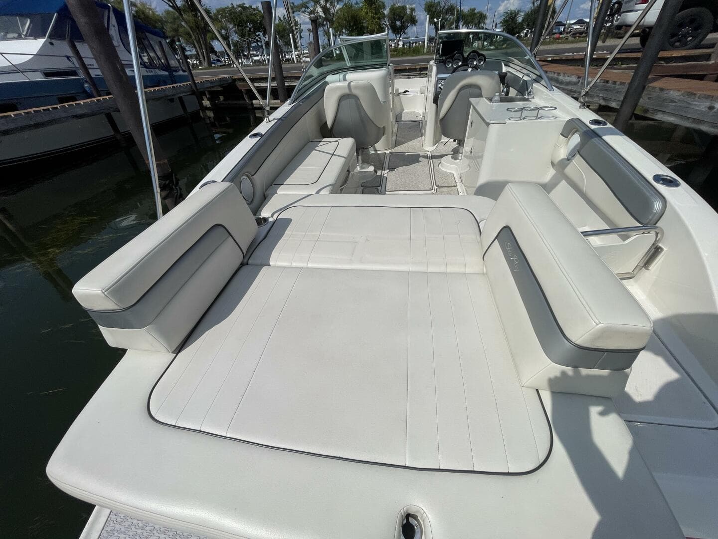 2010 Sea Ray 280 Sun Deck