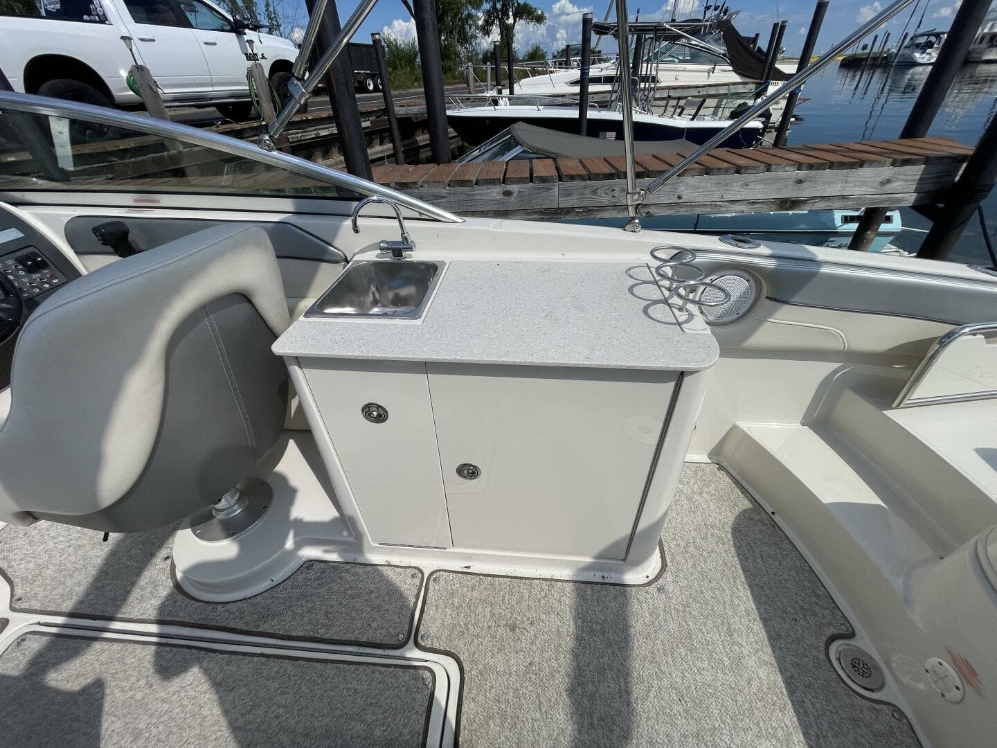 2010 Sea Ray 280 Sun Deck