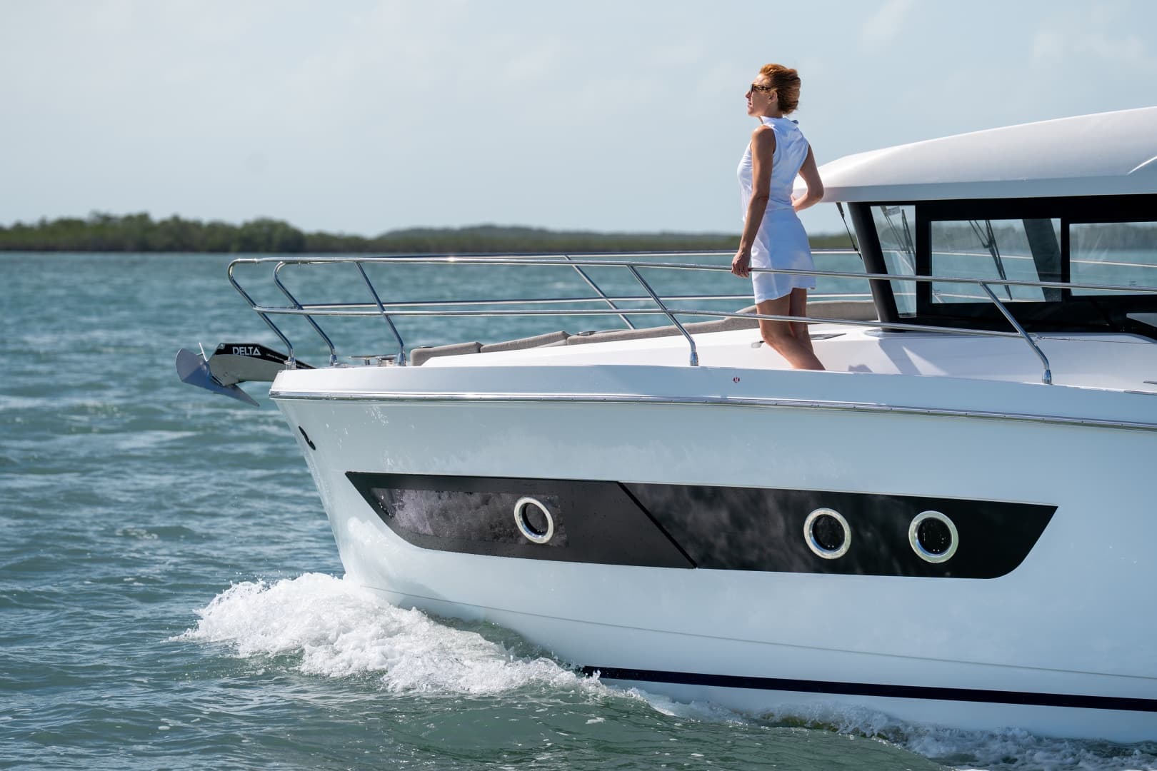 2027 Beneteau Swift Trawler 37
