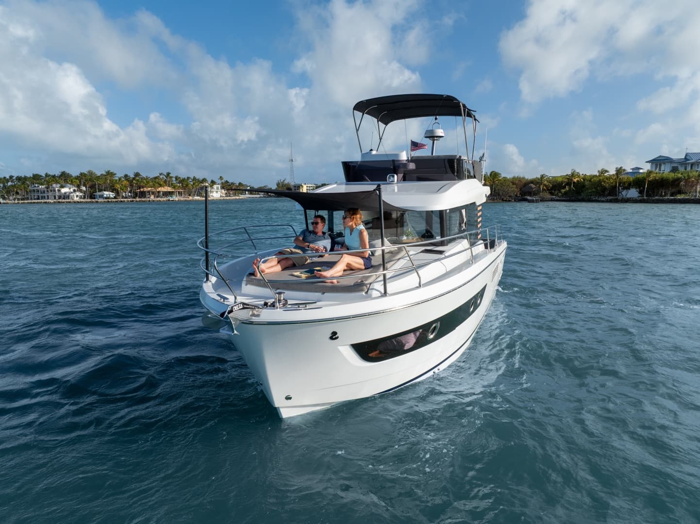 2027 Beneteau Swift Trawler 37