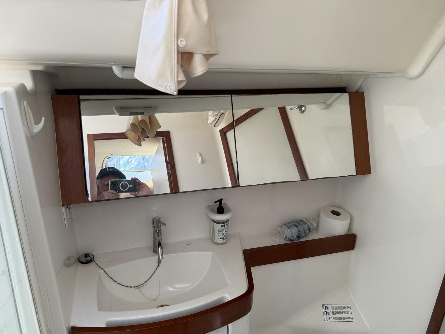 2010 Beneteau Oceanis 43