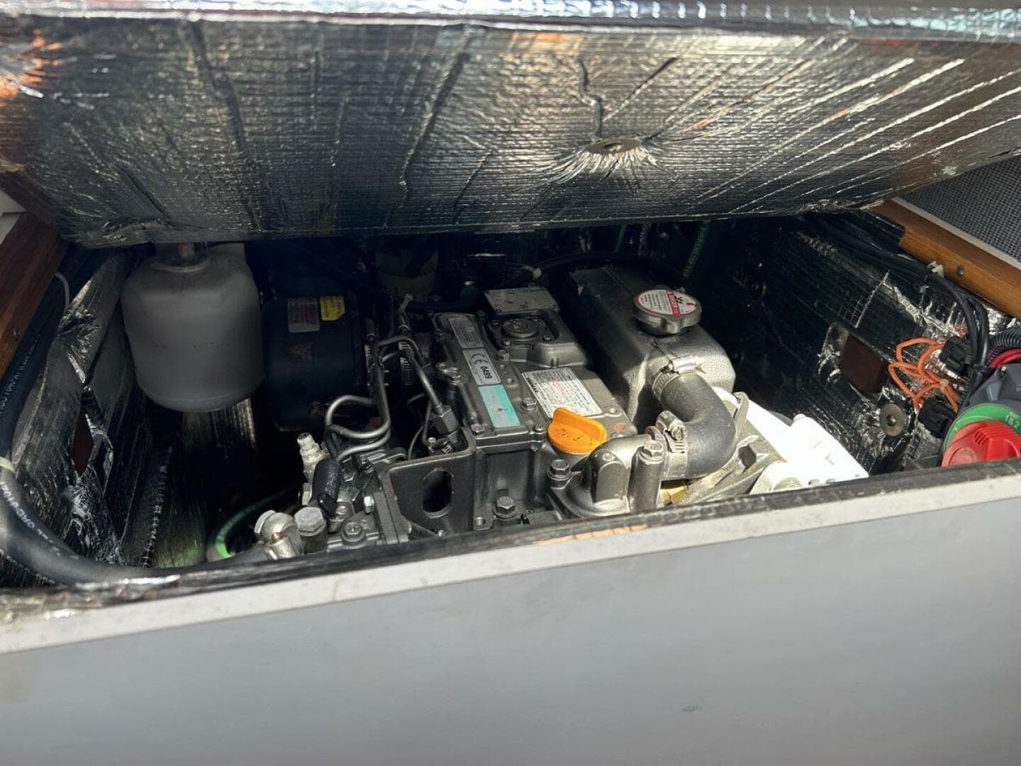 GALLUP, 2011 Alerion 33