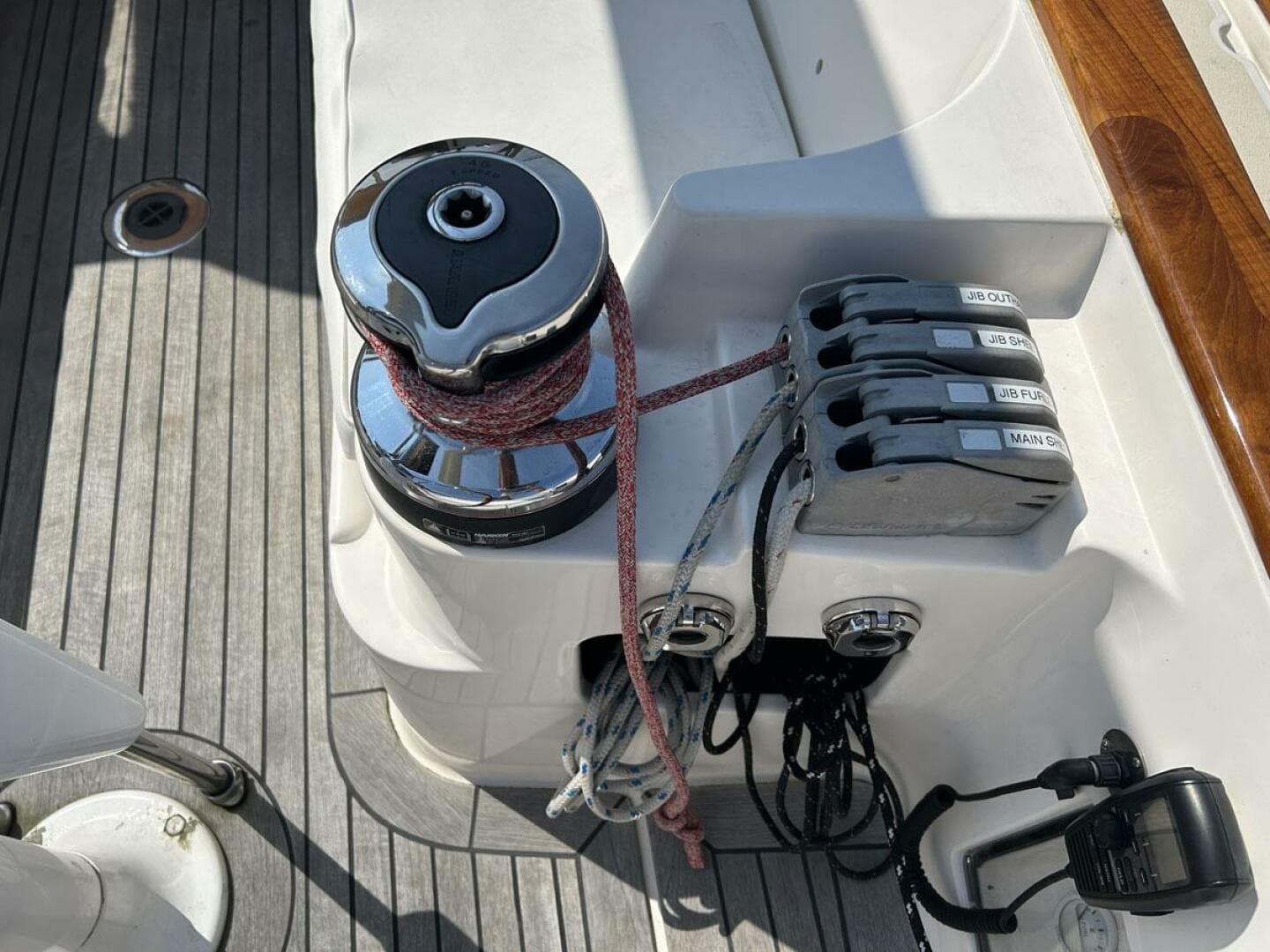 GALLUP, 2011 Alerion 33