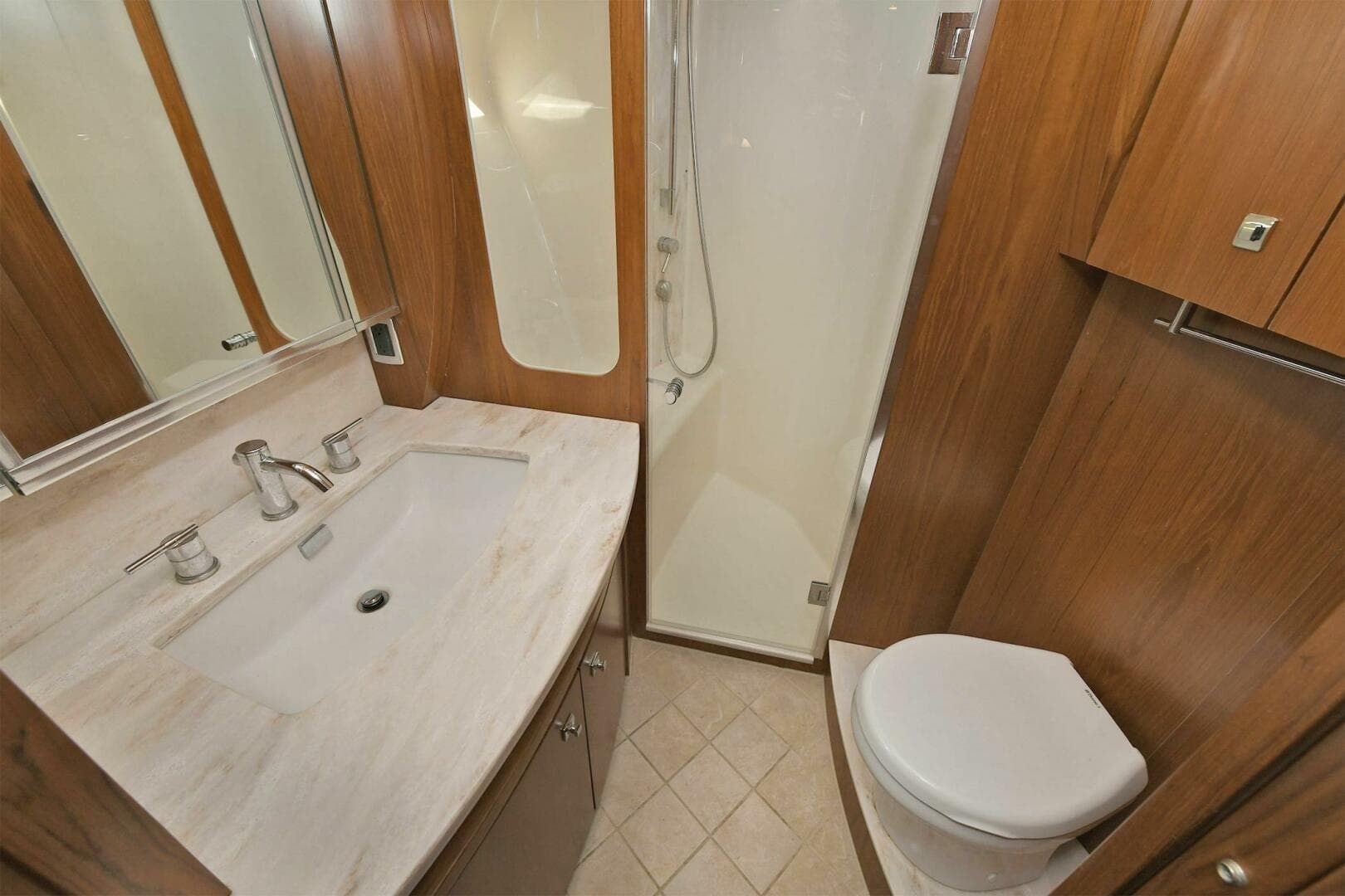 2015 Tiara Yachts 48 Convertible