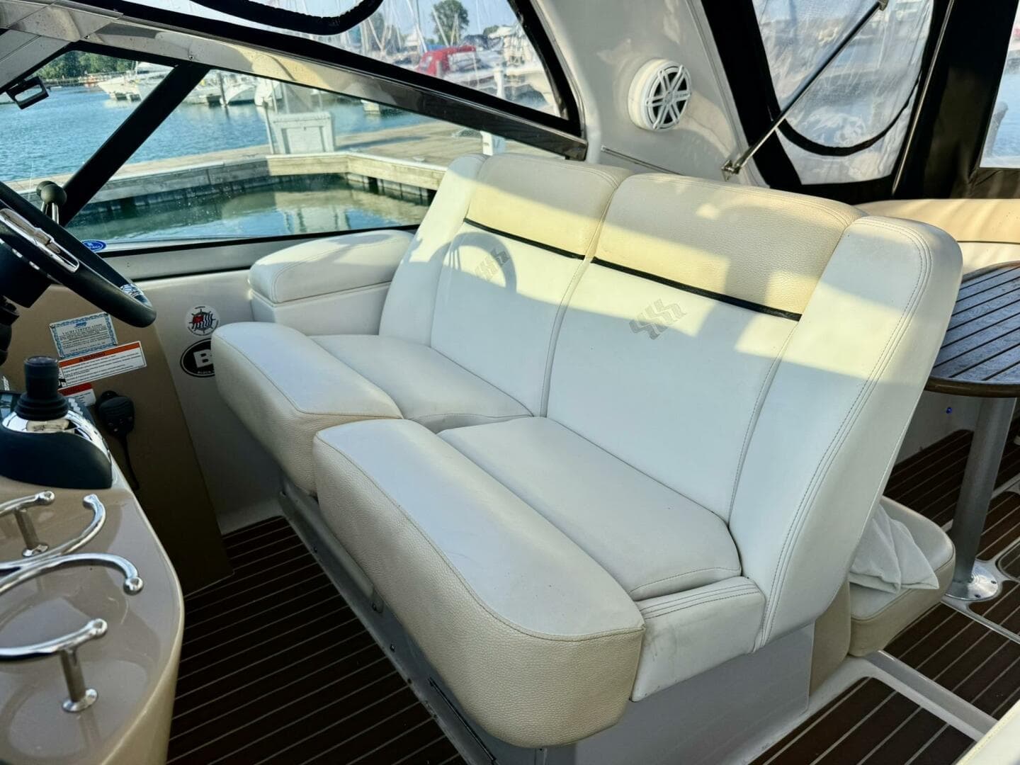 2008 Four Winns 378 Vista