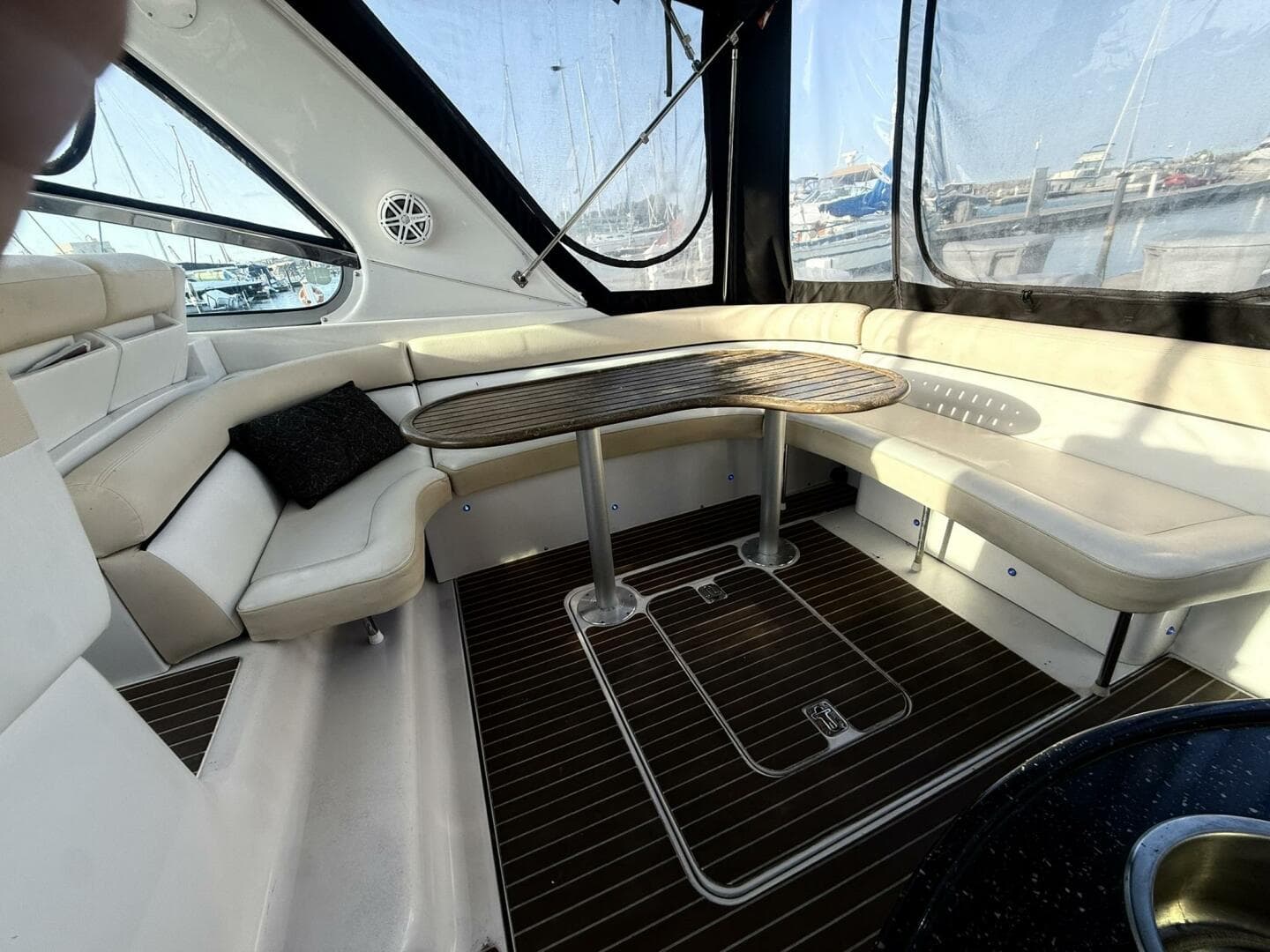 2008 Four Winns 378 Vista