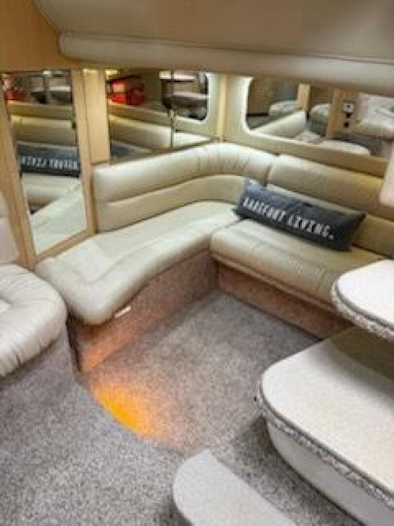 2000 Sea Ray 380 Sundancer