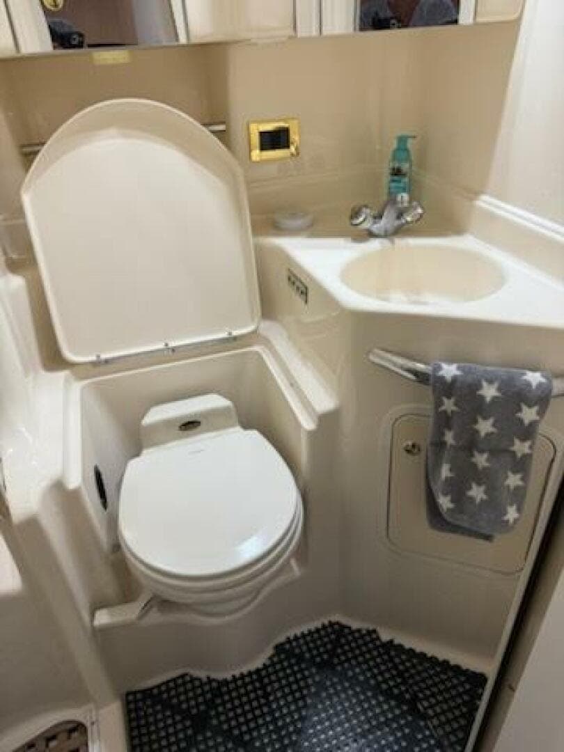 2000 Sea Ray 380 Sundancer